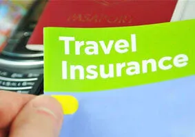 Happy tourists on vacation tour