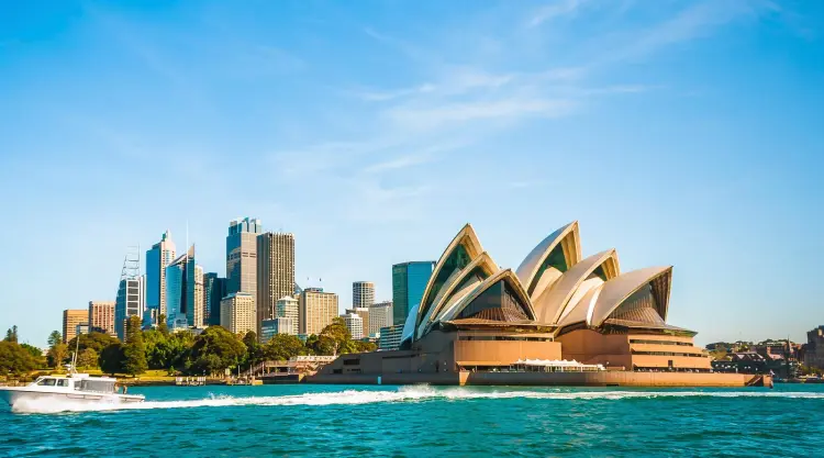 Scenic landscape view of Australia tour highlights thumbnail