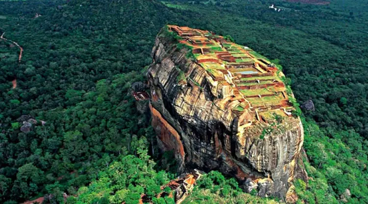 Cultural heritage site visit in Sri Lanka holiday package thumbnail